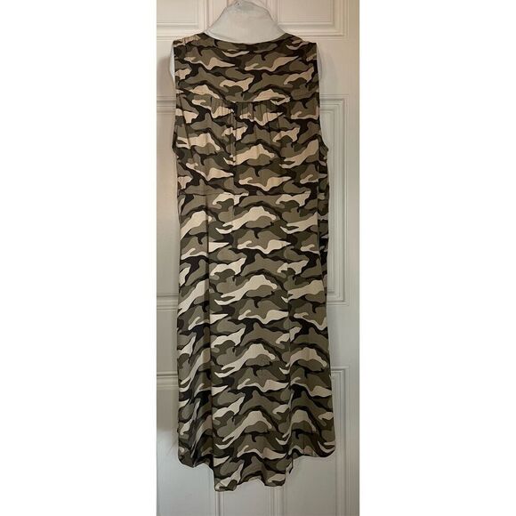 TORRID SLEEVELESS ZIP-FRONT SHIRT DRESS - STRETCH CHALLIS CAMO (Sz 0) - Picture 3 of 8